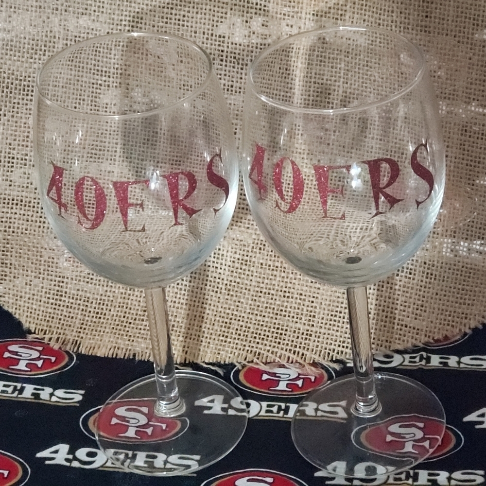 Costum Wine Glasses